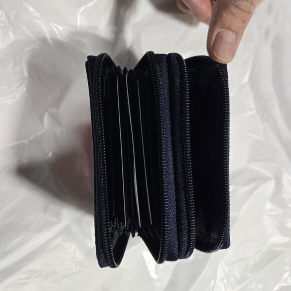 Palm Style Leather Wallet for Women with RFID Blocking - Picture 3 of 4